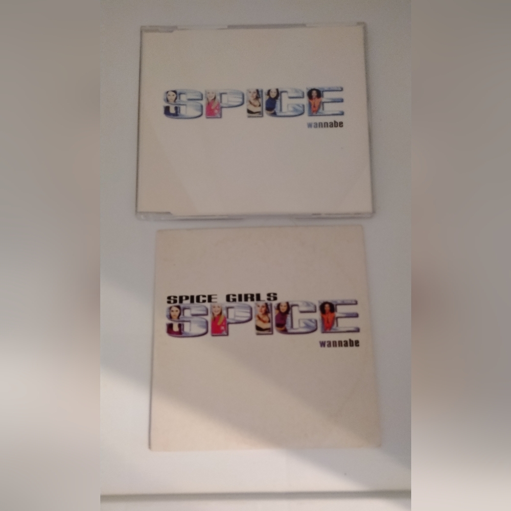 Lot Of 2 Spice Girls wannabe CD singles. UK & French Card Case